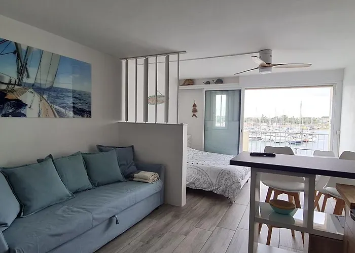 Avec Balcon, Vue Mer, Piscine, Parking * آجد