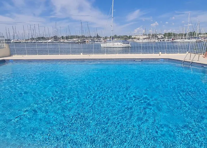 Avec Balcon, Vue Mer, Piscine, Parking آجد